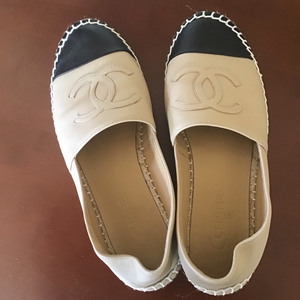 Chanel authentic lambskin cap toe espadrille flats beige/ black Sz 38 US 7.5/8 - Picture 3 of 10